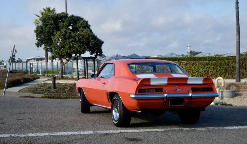 								1969 Chevrolet Camaro Z28 4-Speed full									