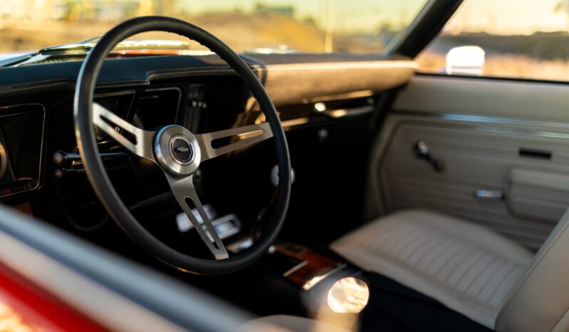 								1969 Chevrolet Camaro Z28 4-Speed full									