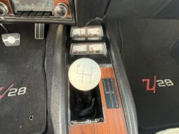 										1969 Chevrolet Camaro Z28 4-Speed full									