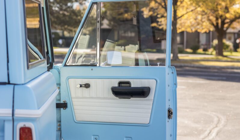 								1973 Ford Bronco full									