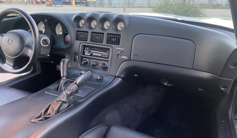 								1998 Dodge Viper GTS full									