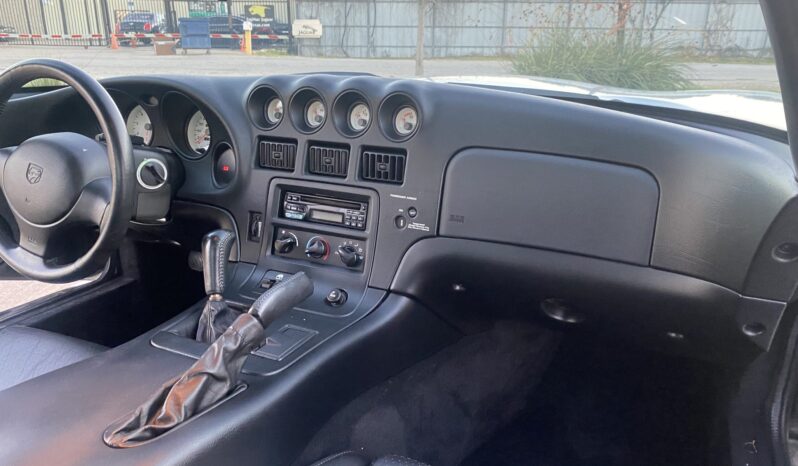 								1998 Dodge Viper GTS full									