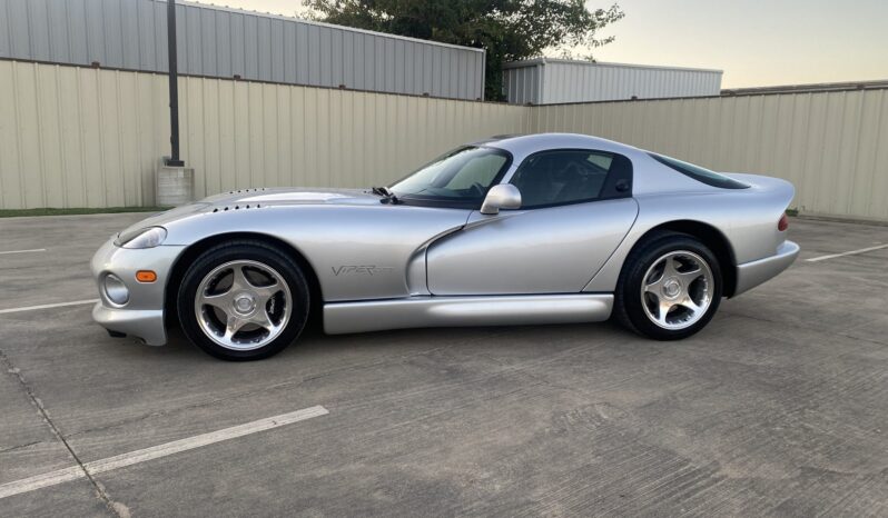 								1998 Dodge Viper GTS full									