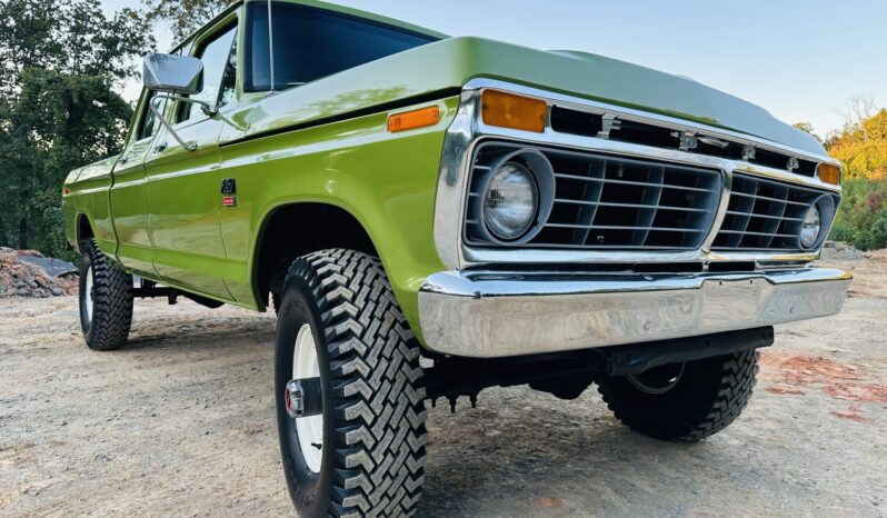 								1974 Ford F-250 Custom Crew Cab Highboy 4×4 full									