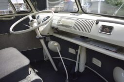 1967 Volkswagen Type 2 Deluxe 21-Window