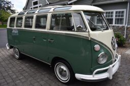1967 Volkswagen Type 2 Deluxe 21-Window