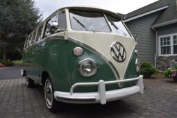 1967 Volkswagen Type 2 Deluxe 21-Window full