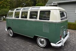 1967 Volkswagen Type 2 Deluxe 21-Window full