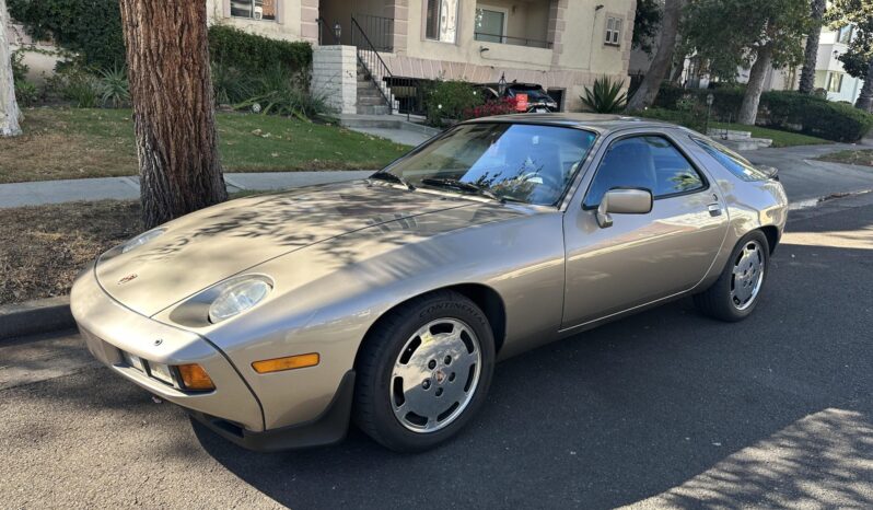 								1984 Porsche 928S full									