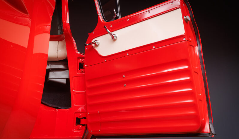 								1958 Chevrolet Apache 3100 Big-Window Pickup full									