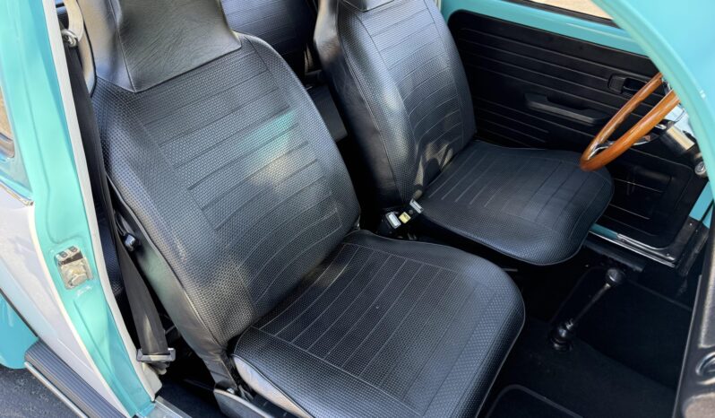 								1973 Volkswagen Super Beetle Sedan full									
