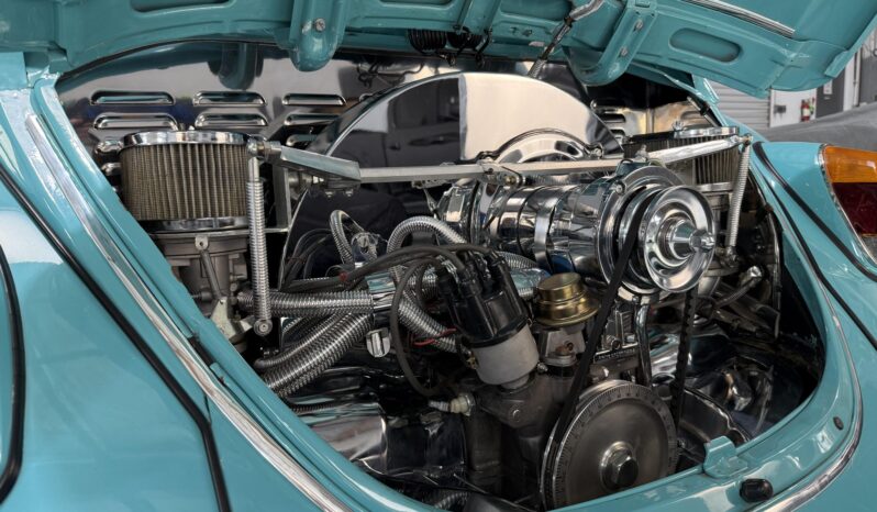 								1973 Volkswagen Super Beetle Sedan full									