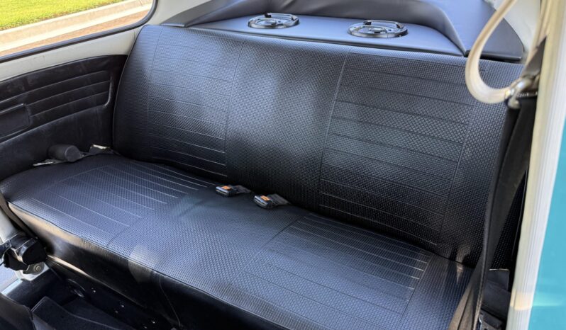 								1973 Volkswagen Super Beetle Sedan full									