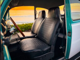 										1973 Volkswagen Super Beetle Sedan full									