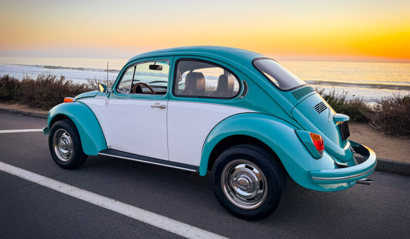 								1973 Volkswagen Super Beetle Sedan full									