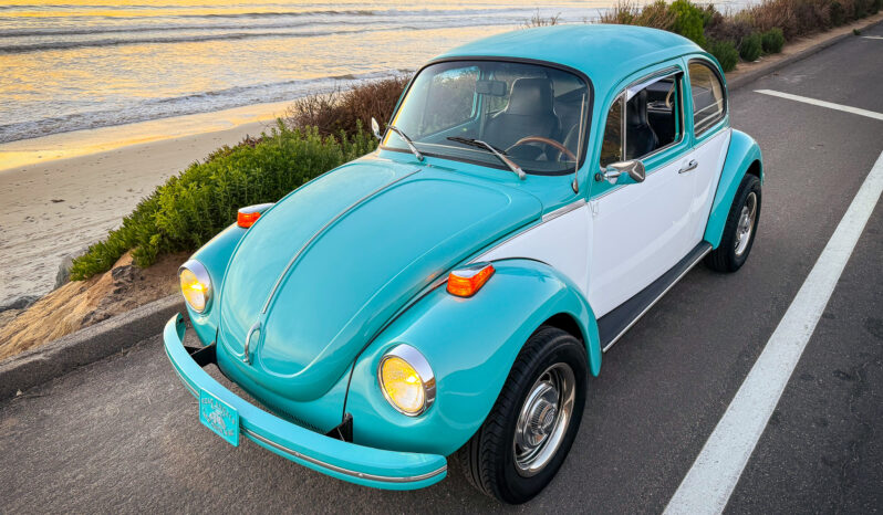 								1973 Volkswagen Super Beetle Sedan full									
