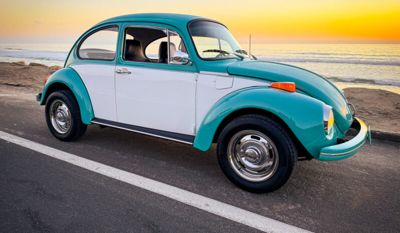 								1973 Volkswagen Super Beetle Sedan full									