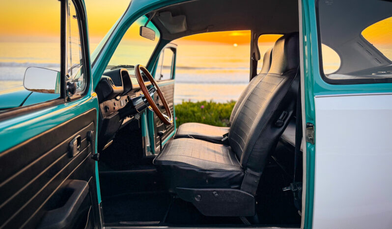 								1973 Volkswagen Super Beetle Sedan full									