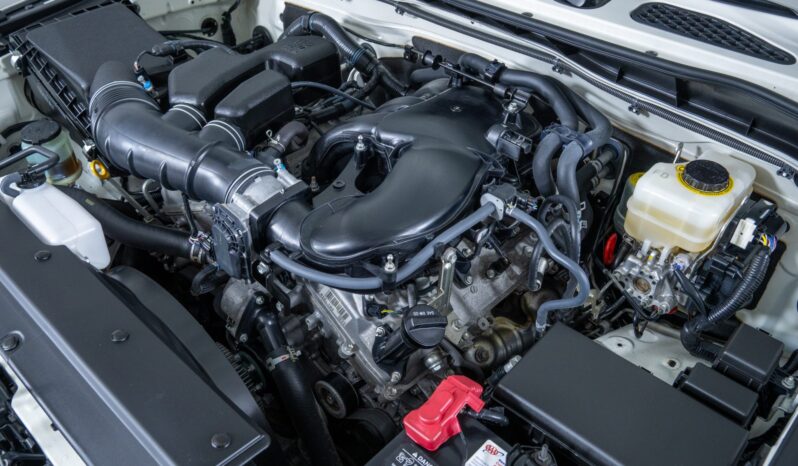 								2012 Toyota FJ Cruiser full									