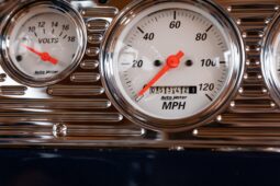 										1933 Ford Tudor Sedan Street Rod full									