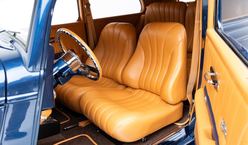 								1933 Ford Tudor Sedan Street Rod full									