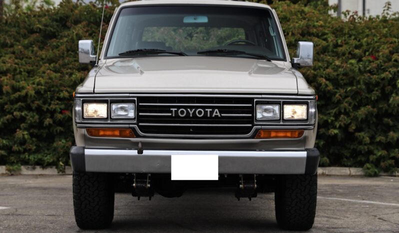 								1990 Toyota Land Cruiser FJ62 full									