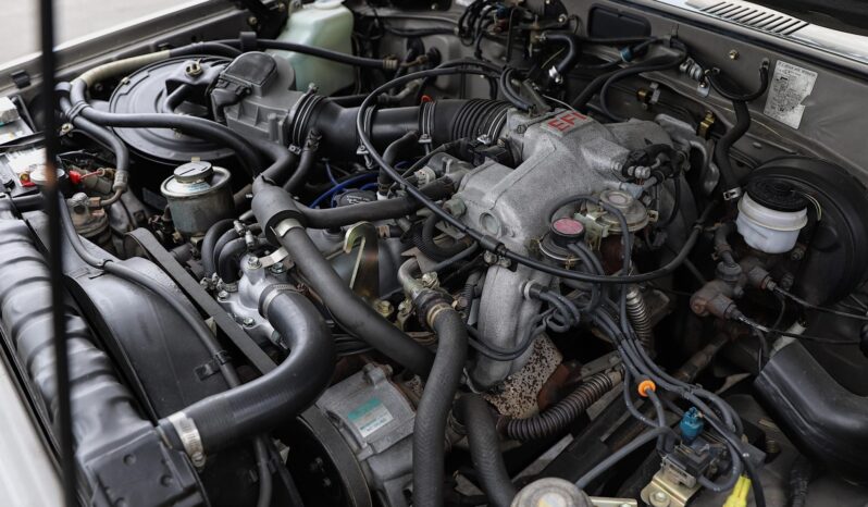 								1990 Toyota Land Cruiser FJ62 full									