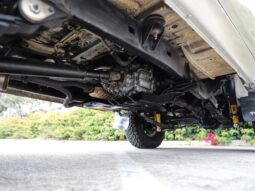 										1990 Toyota Land Cruiser FJ62 full									