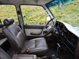 										1990 Toyota Land Cruiser FJ62 full									