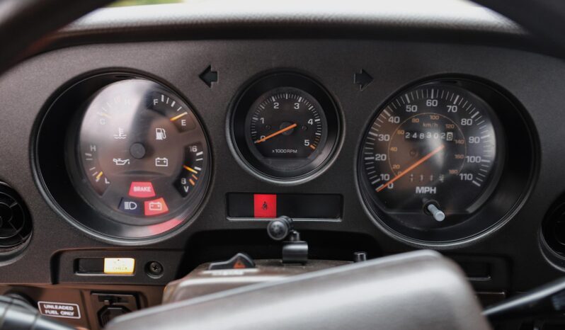 								1990 Toyota Land Cruiser FJ62 full									