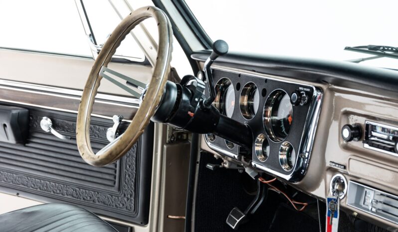 								1971 Chevrolet K20 Cheyenne Pickup 4×4 full									