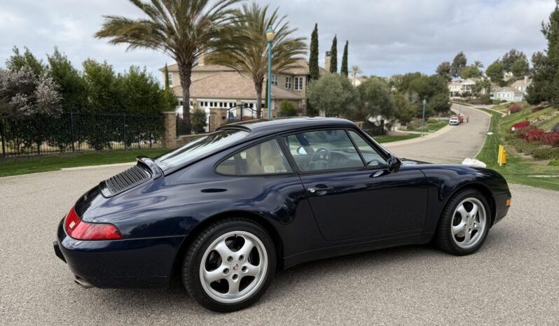 								1995 Porsche 911 Carrera Coupe 6-Speed full									