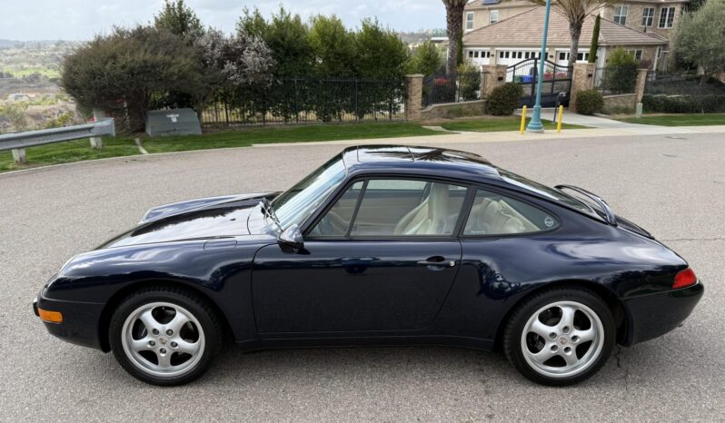 								1995 Porsche 911 Carrera Coupe 6-Speed full									