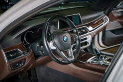 										2016 BMW 750i xDrive M Sport full									