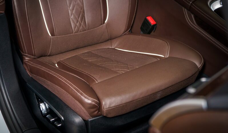 								2016 BMW 750i xDrive M Sport full									