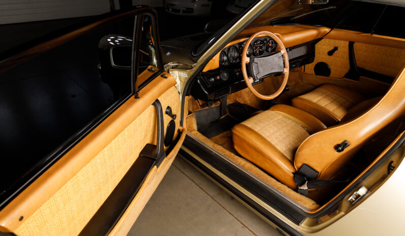 								1976 Porsche 911S Coupe Signature Edition 5-Speed full									