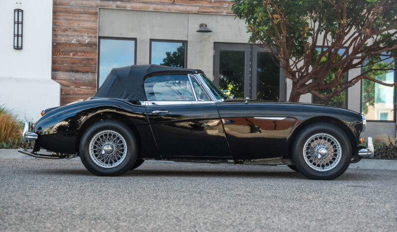 								1966 Austin-Healey 3000 BJ8 Mk III full									