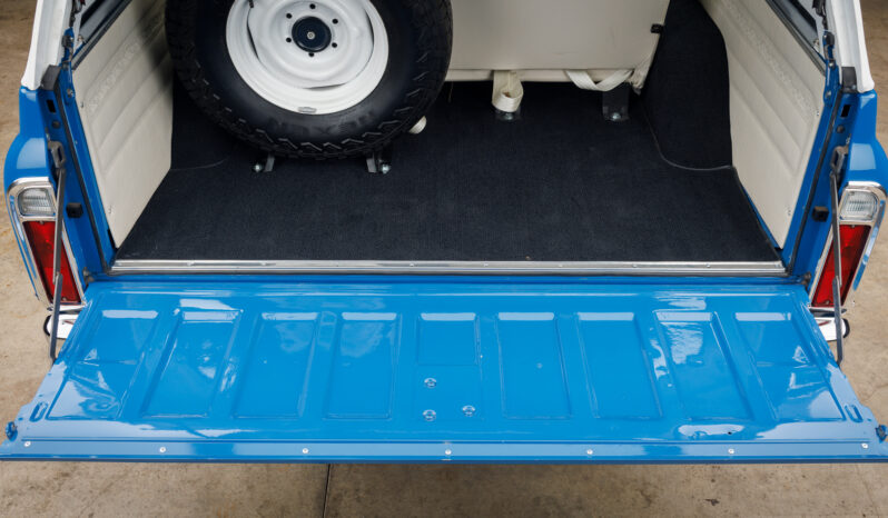 								1972 Chevrolet K5 Blazer CST 4×4 full									