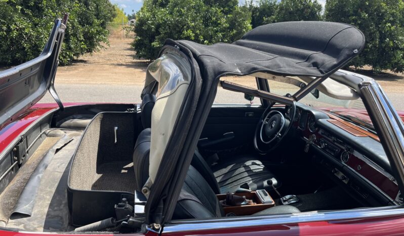 								1969 Mercedes-Benz 280SL full									