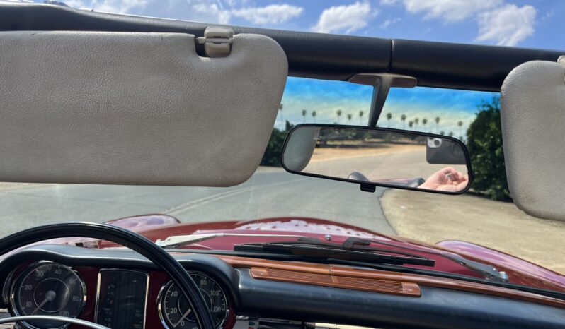 								1969 Mercedes-Benz 280SL full									