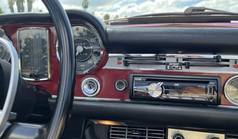 								1969 Mercedes-Benz 280SL full									