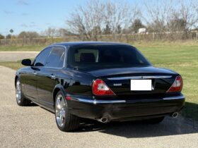 2005 Jaguar Super V8