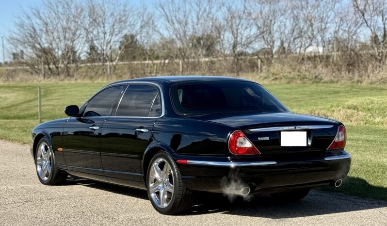 
								2005 Jaguar Super V8 full									