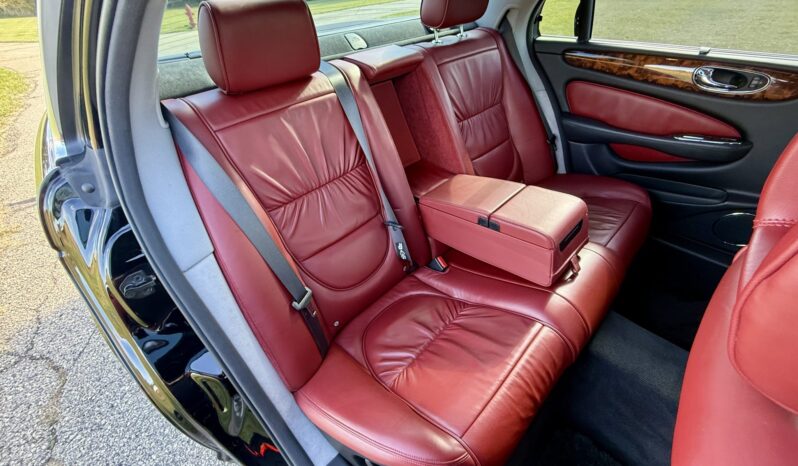 
								2005 Jaguar Super V8 full									