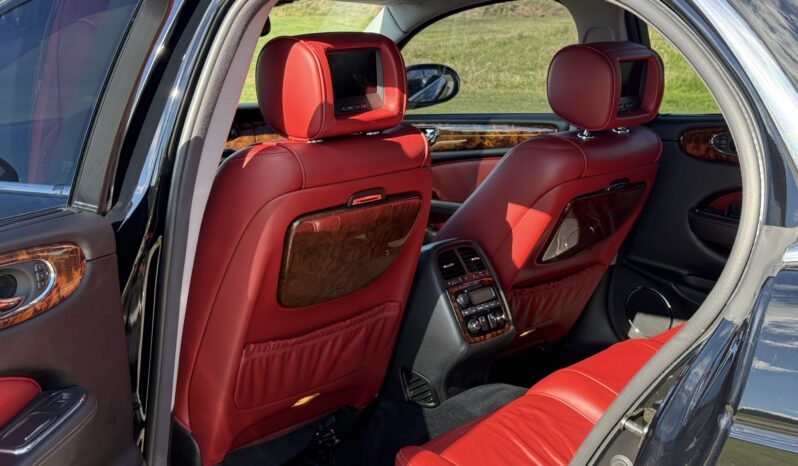 
								2005 Jaguar Super V8 full									