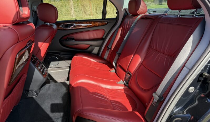 
								2005 Jaguar Super V8 full									