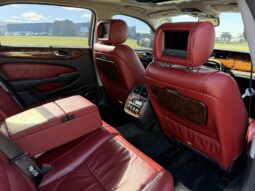 
										2005 Jaguar Super V8 full									