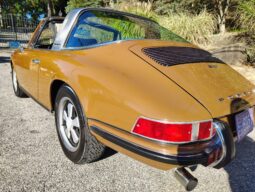 1972 Porsche 911T Targa 5-Speed full