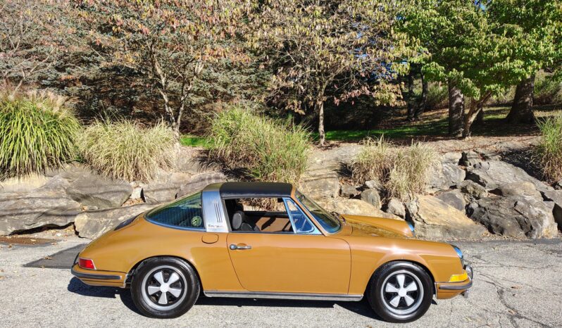 								1972 Porsche 911T Targa 5-Speed full									
