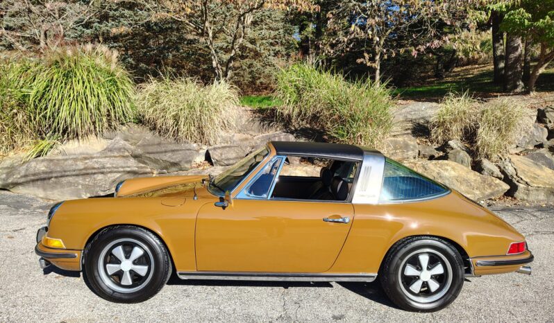 								1972 Porsche 911T Targa 5-Speed full									